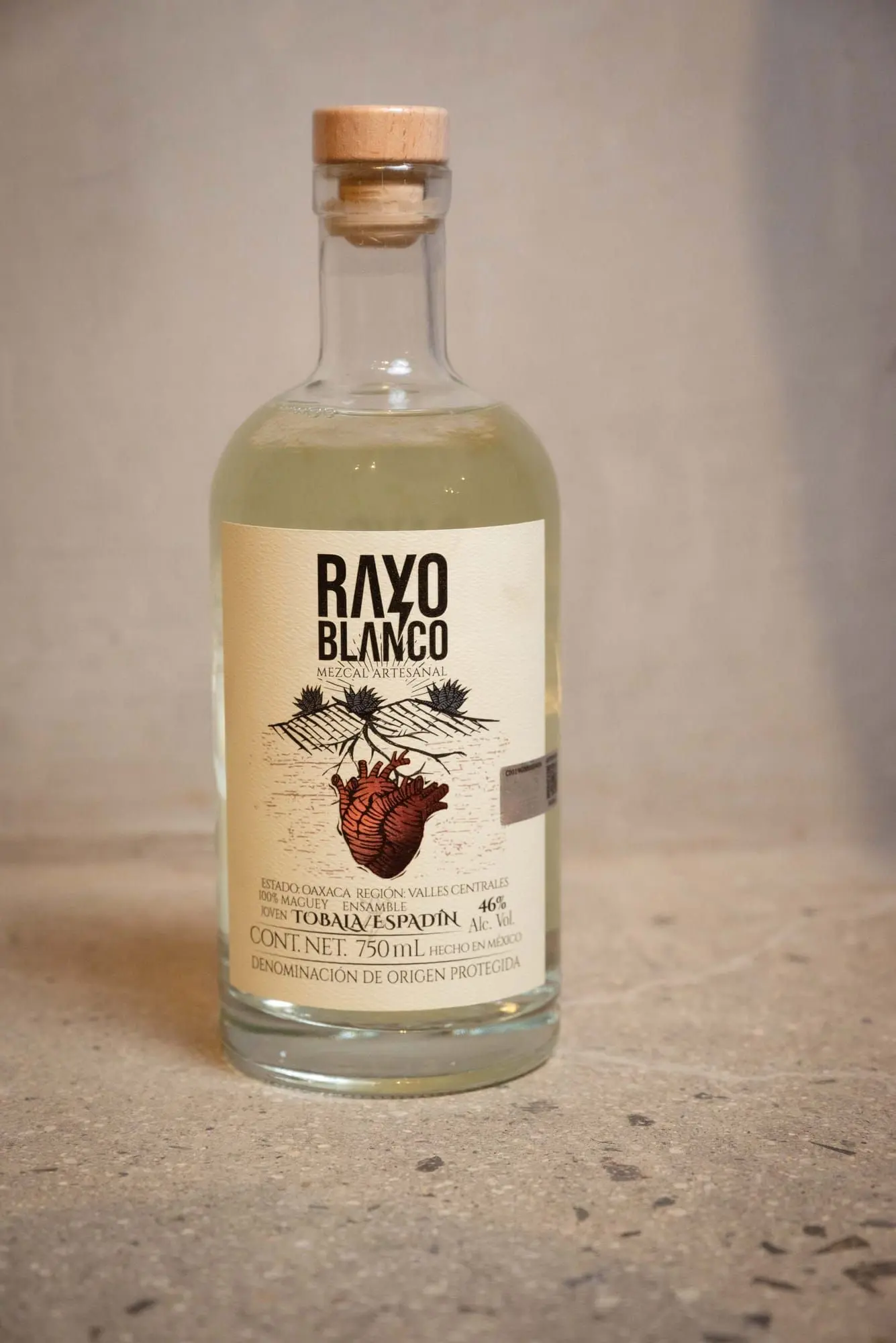Rayo Blanco Ensamble Tobalá/Espadín bottle